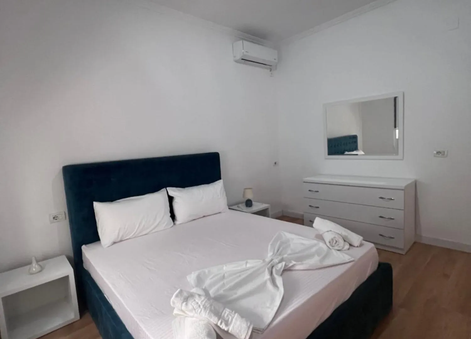 Tirana Leasing&Rentals Selitë e Vogël