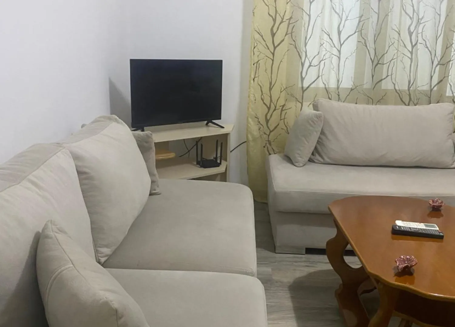 Tirana Leasing&Rentals Selitë e Vogël
