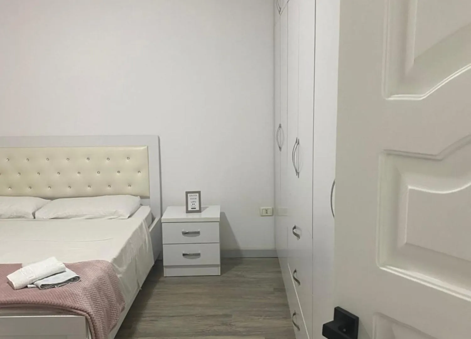 アパート Tirana Leasing&Rentals Selitë e Vogël